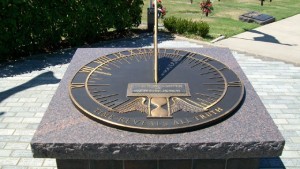 War-Memorial-Sundial